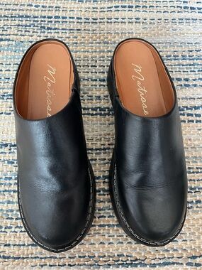 Matisse Lena Chunky Black Leather Slip-On Clog